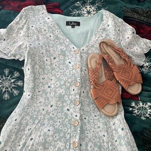 Lulus floral mini dress - Sz L
